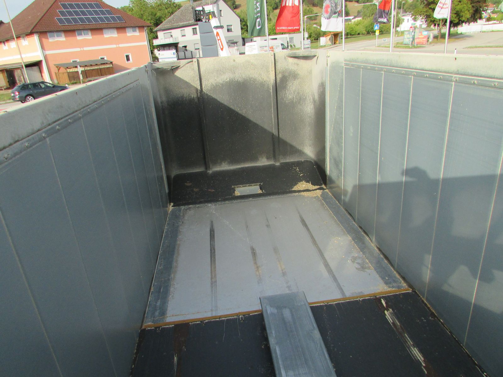 Fliegl ASW 256
